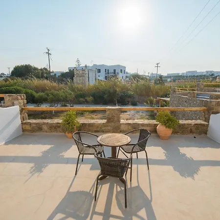 비엔노울라's 가든 4* Mykonos Town